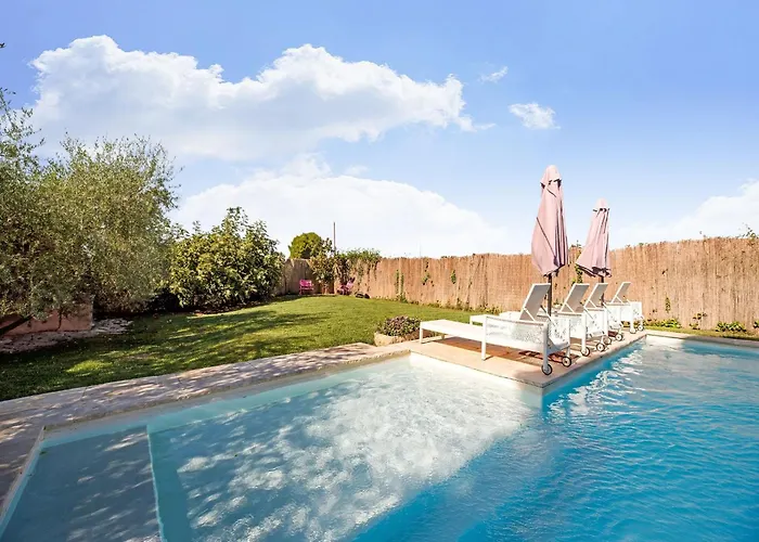 Semesterbostad With Private Pool