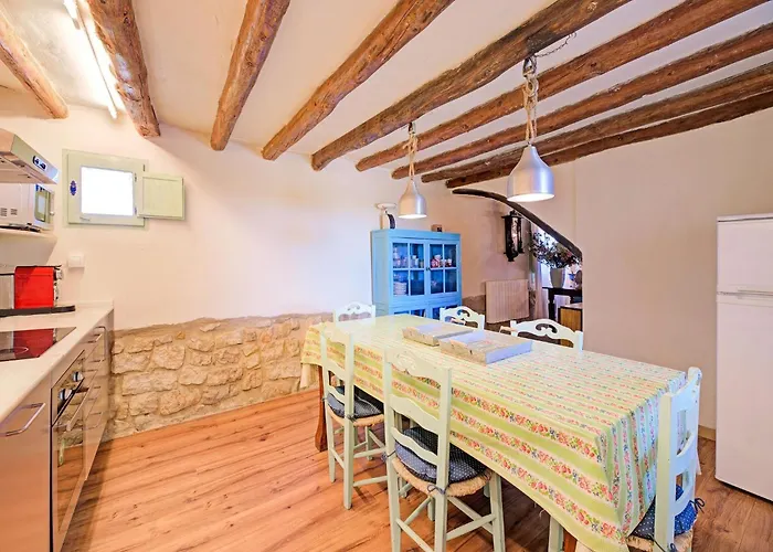 With Private Pool Fraga