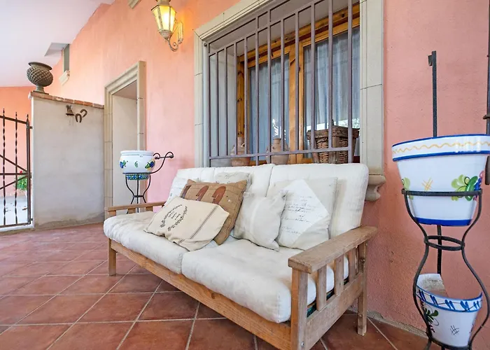 Semesterbostad With Private Pool